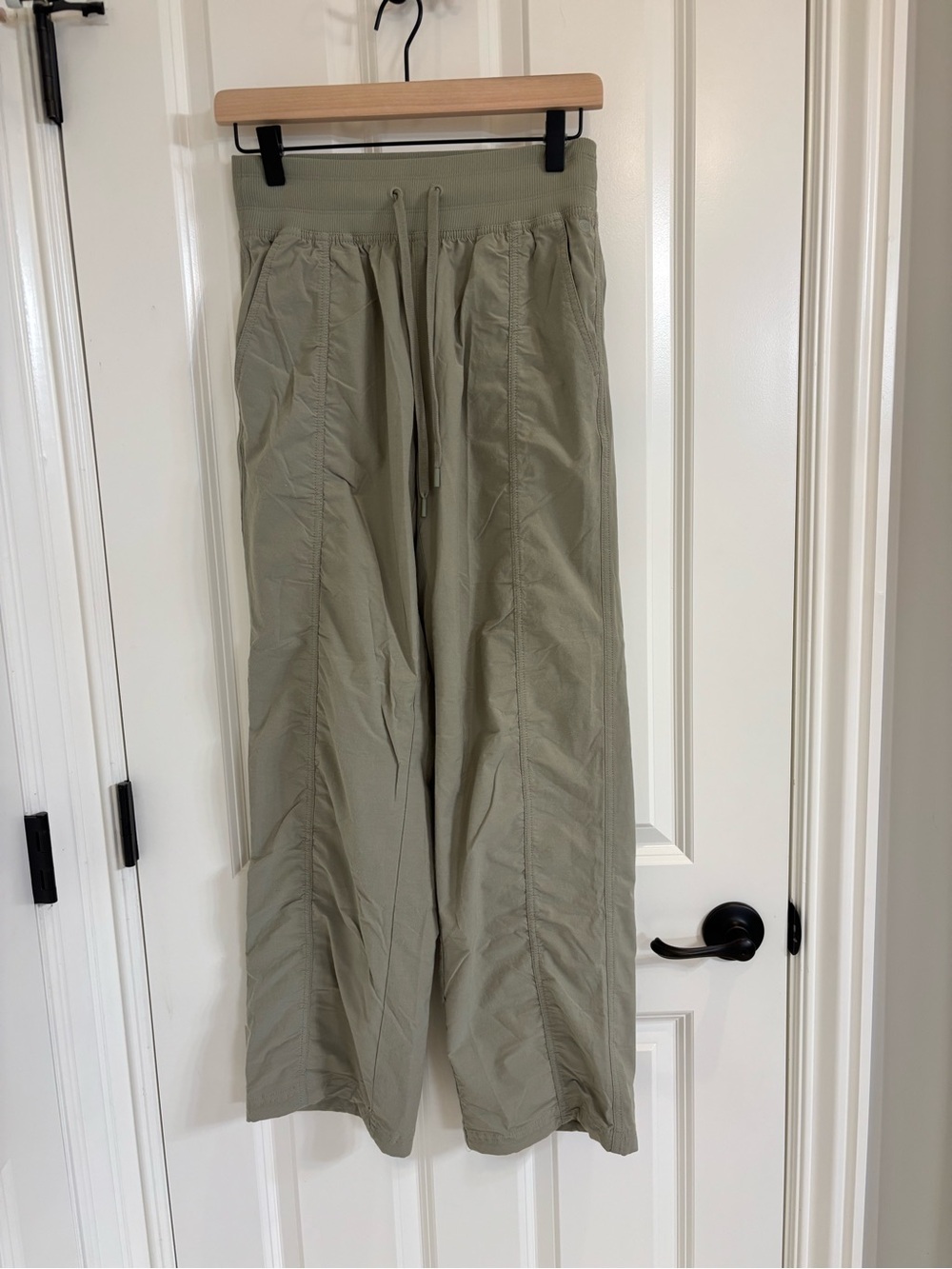 Calia Women’s Drawstring Pants in Soft Green